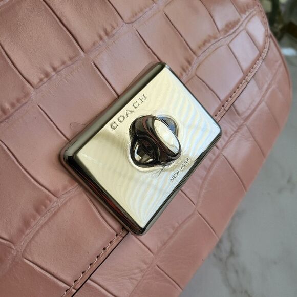 Coach (Light Pink) with silver hardware NWT handbag - Picture 8 of 16